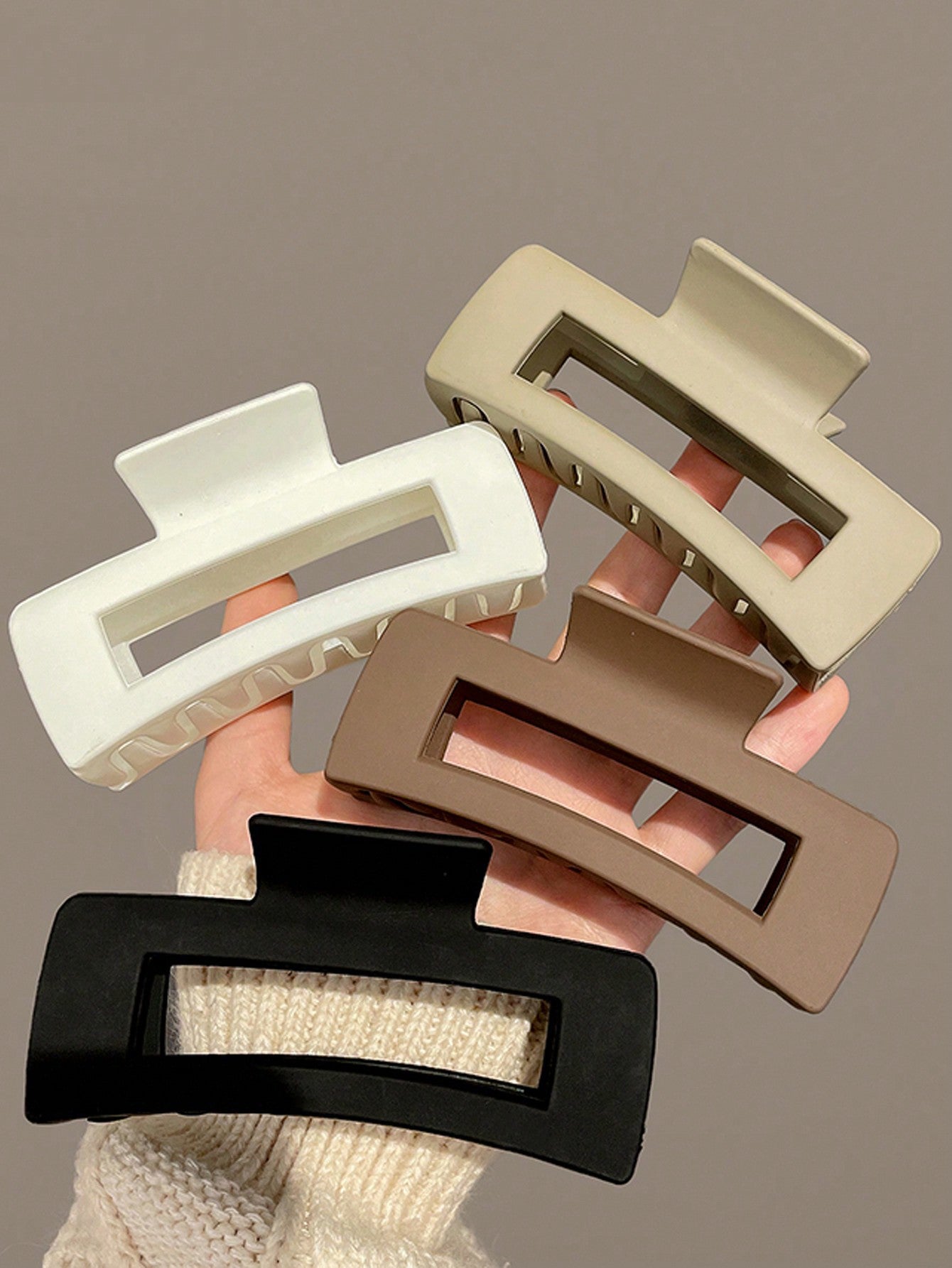 1-4Pcs Women 10Cm/3.94In Black/White/Brown Big Square Lightweight Plastic Hair Clips, Fashion Versatile High-End Elegant Chic Hair Accessories for Daily Hairstyle, Facial Washing, Makeup, Outfit Matching